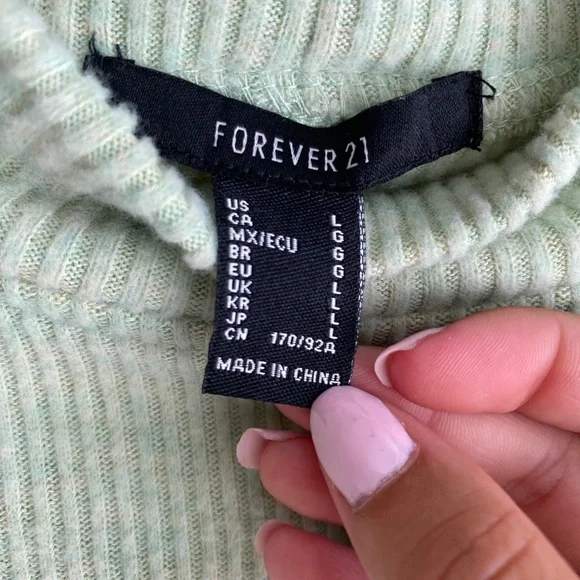 Forever 21 Light Green Ribbed Short Sleeve Top - Picture 3 of 3